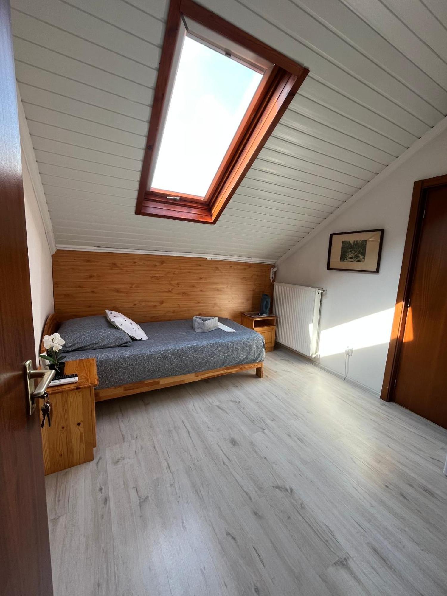 Tang House 唐舍 Hotel Budapest Eksteriør billede